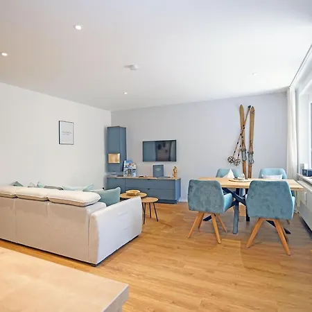 Wanderlust オイ・ミッテルベルグ